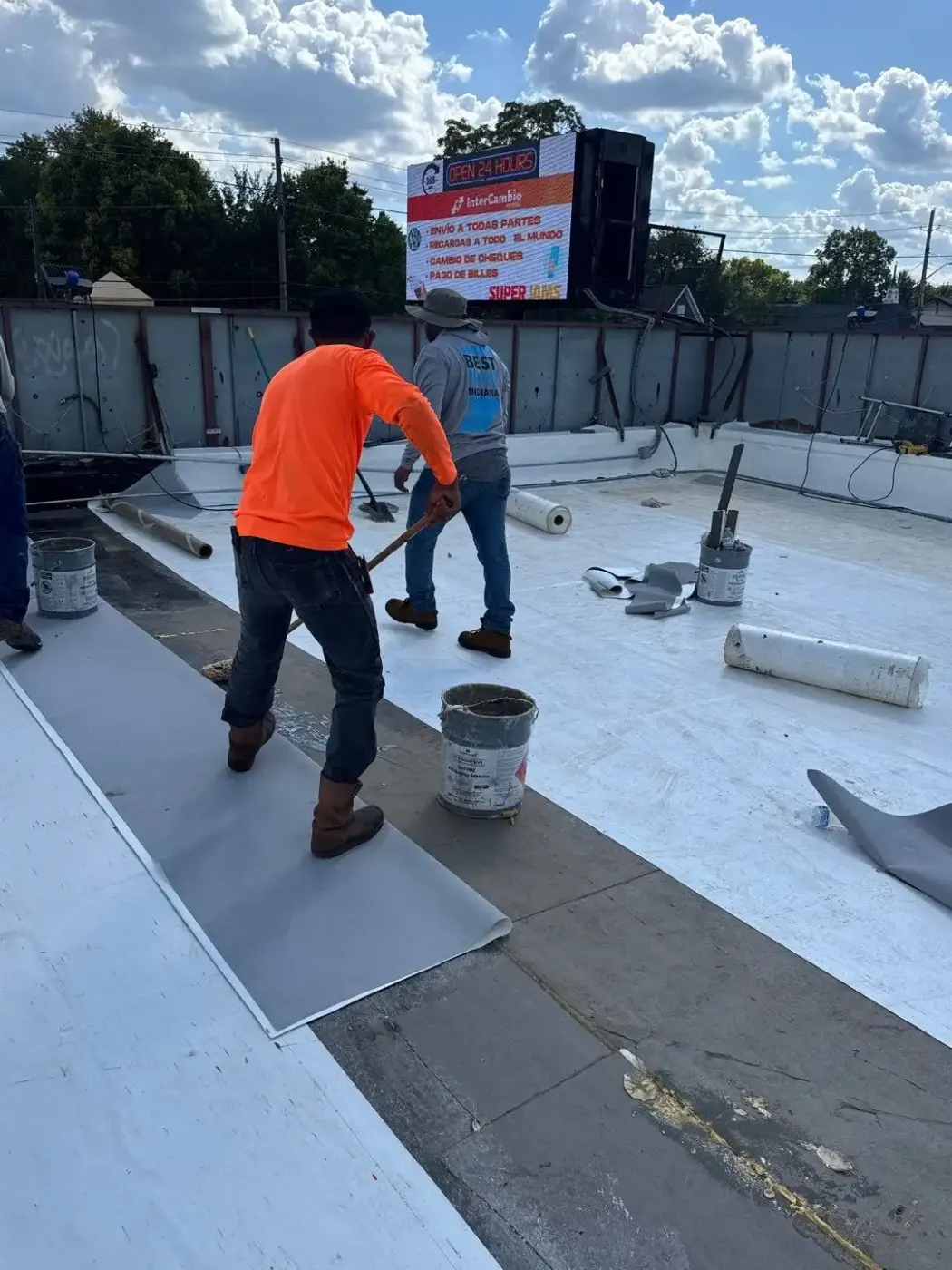 Commercial Roofing in Versailles