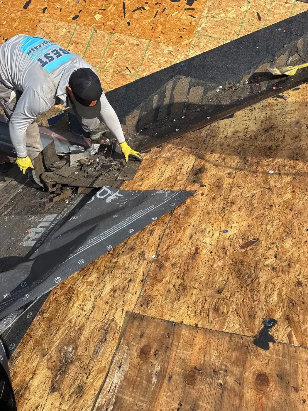 Commercial roof inspection documented in Versailles